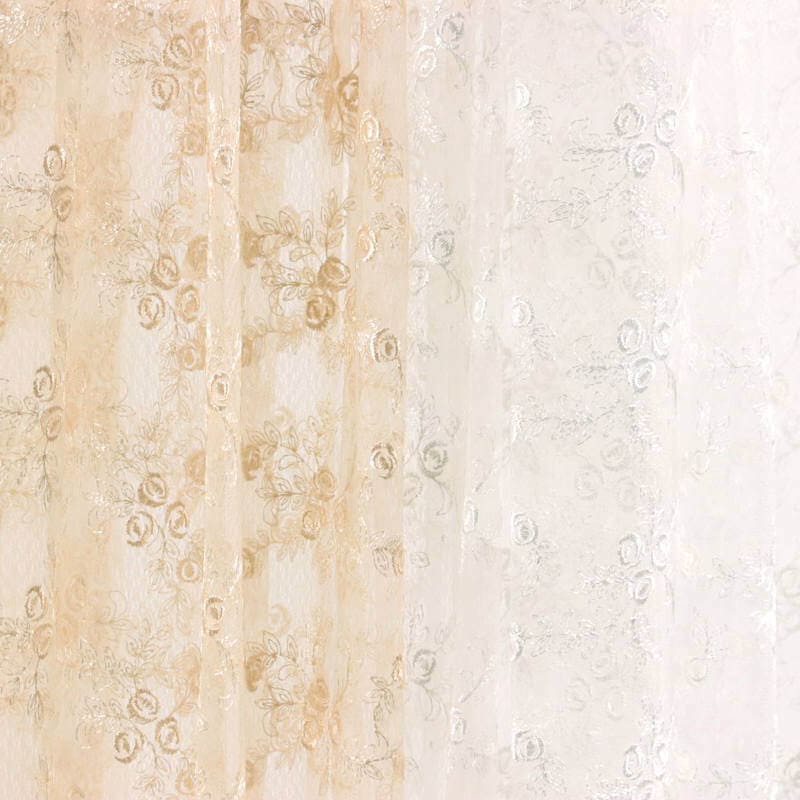 刺繍とギュピールレースのカーテン