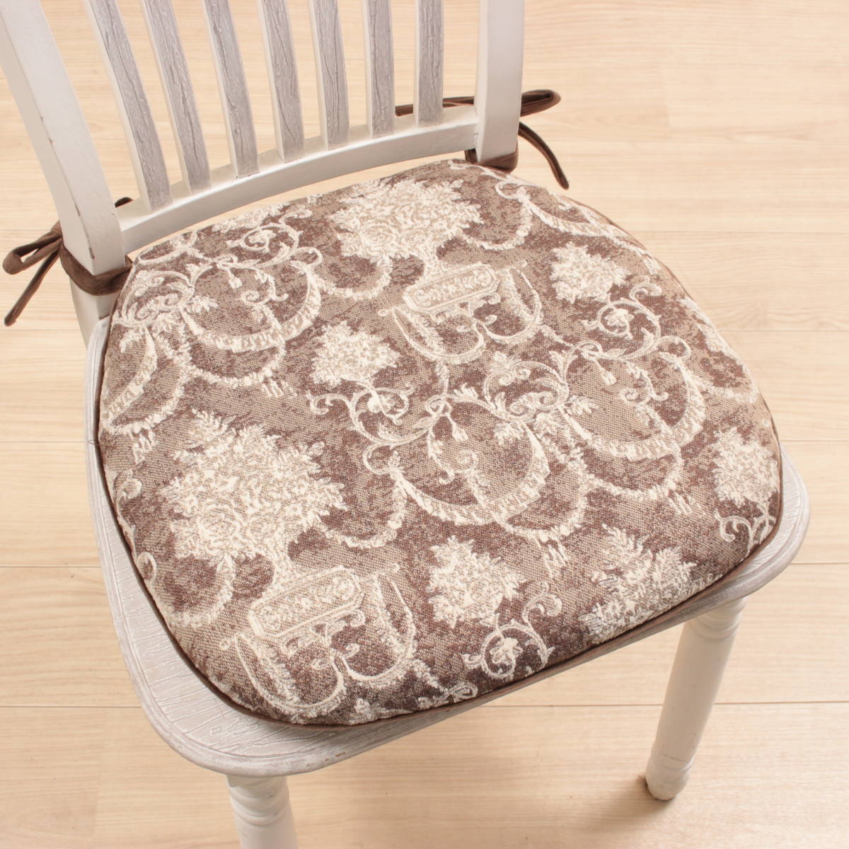 エリー　ELLY 縁日クジ特賞　クッション未開封 シェニール織 紐付シートクッション 約43×45cm [Toile Classique