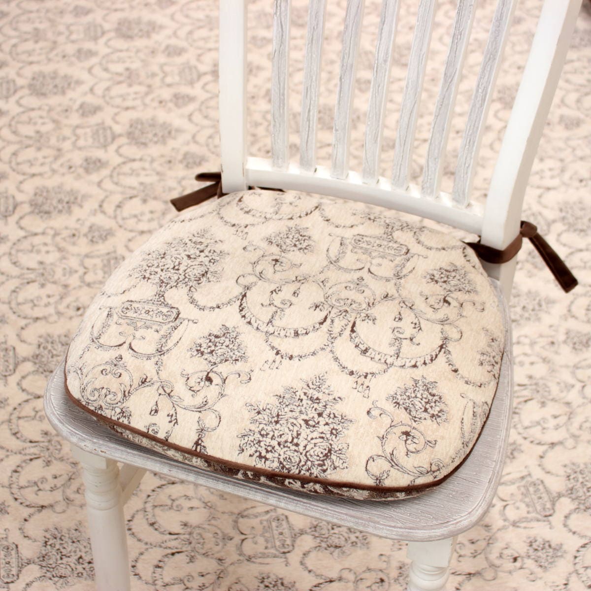 シェニール織 紐付シートクッション 約43×45cm [Toile Classique