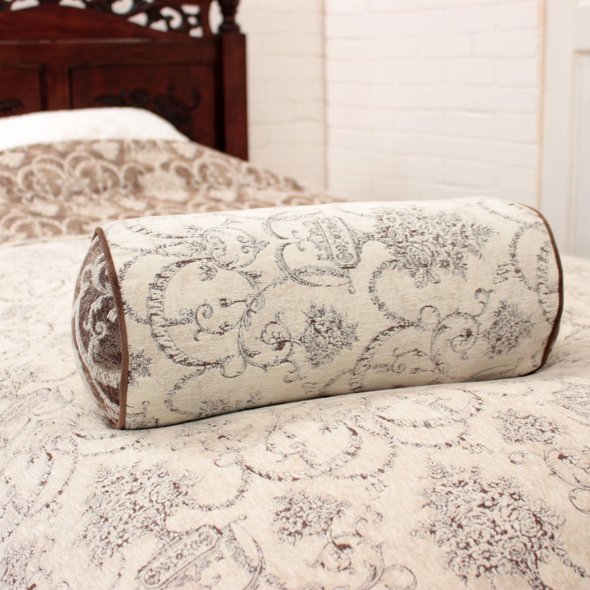 アミブルージュ,インテリア,トワルドジュイ,シェニール,クッション,ボルスター,ネックロール