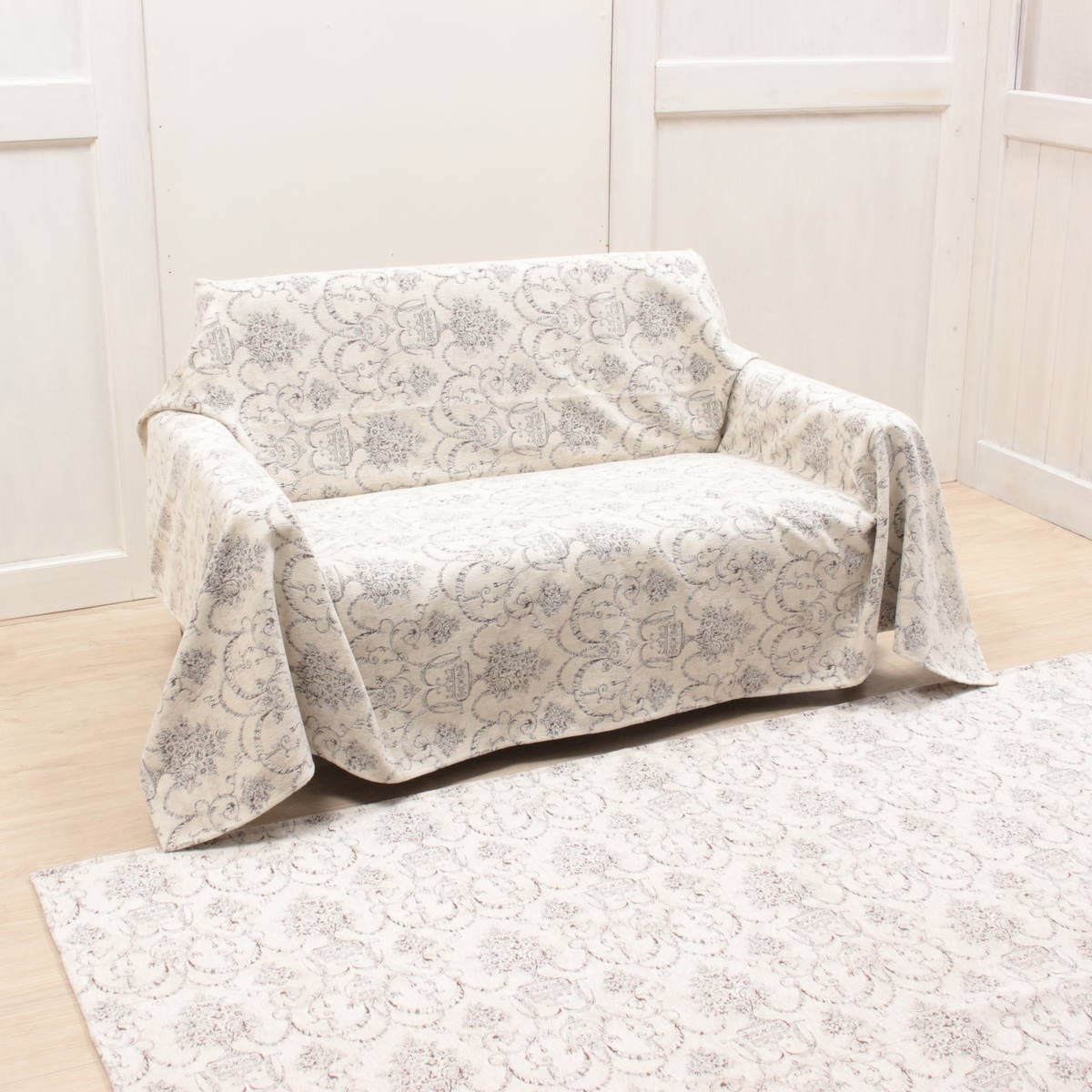 アミブルージュ,インテリア,トワルドジュイ,シェニール,カバー