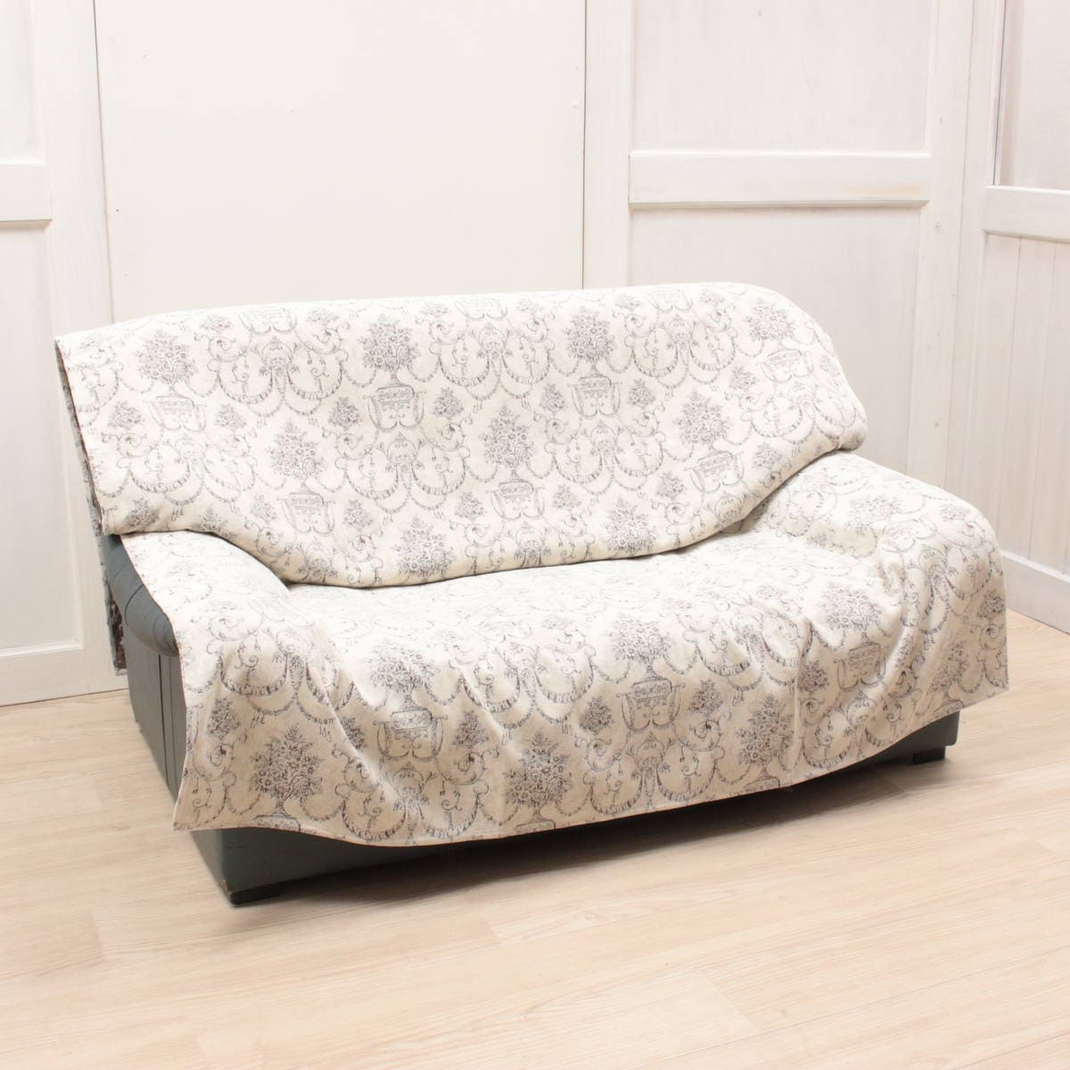 アミブルージュ,インテリア,トワルドジュイ,シェニール,カバー