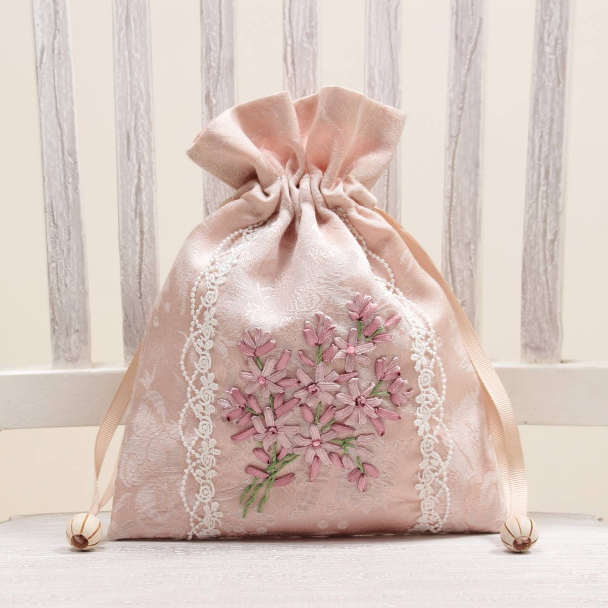 アミブルージュ,amibrugge,インテリアレース,ファブリック,ポーチ,バッグ