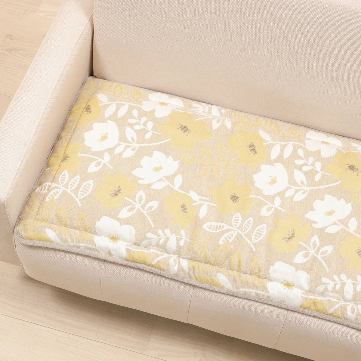 アミブルージュ,amibrugge,インテリアレース,ファブリック,マット,ポーチ,バッグ