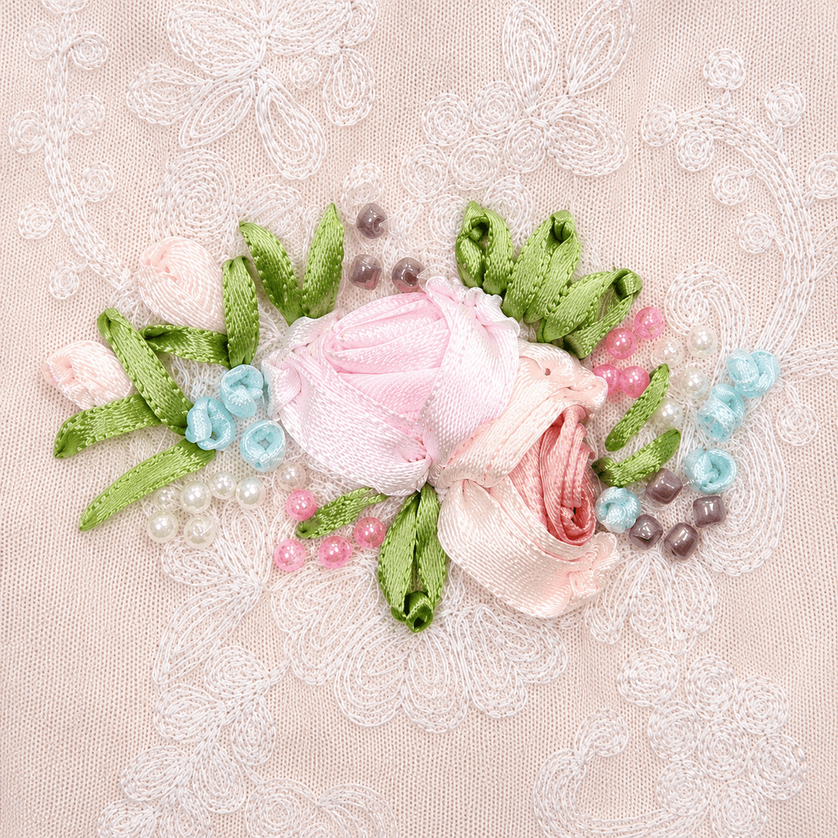 ミニティッシュケース リボン刺繍×ビーズ 約10×12cm [Elue]｜アミ