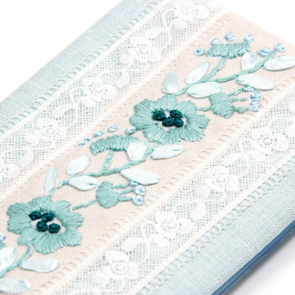 アミブルージュ,amibrugge,インテリアレース,手刺繍,ファブリック,ポーチ,バッグ