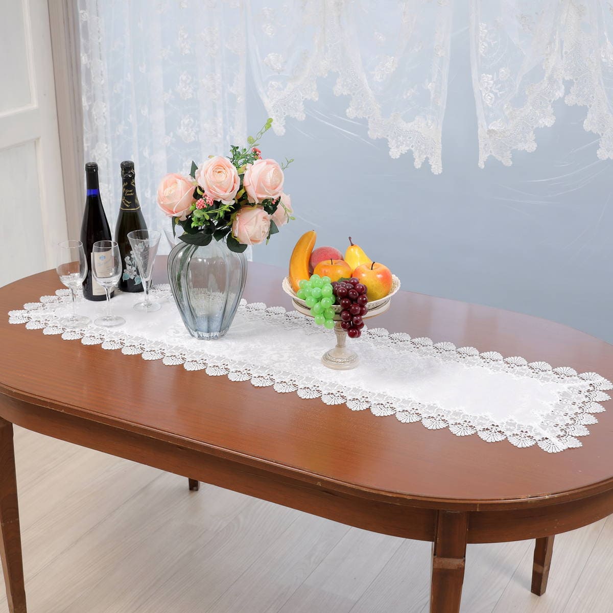 ギュピールレース（撥水加工）のテーブルセンター