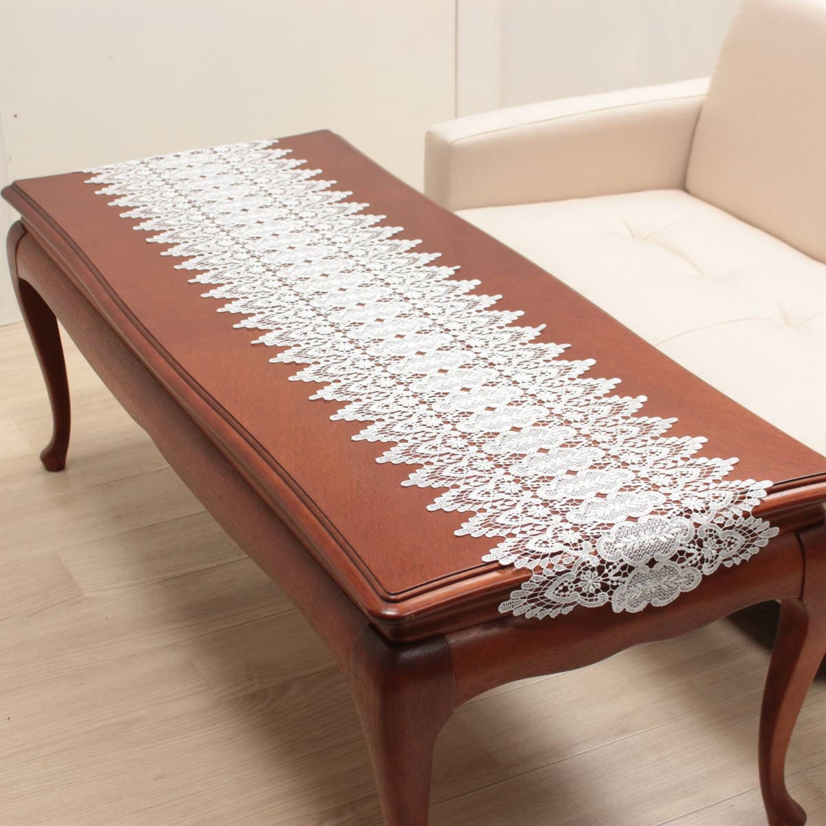 テーブルセンター 総ギュピールレース 約30×140cm [Lacielle