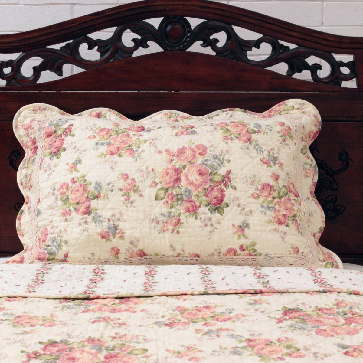 アミブルージュ,懐かしい,ローズ柄,キルティング,インテリア