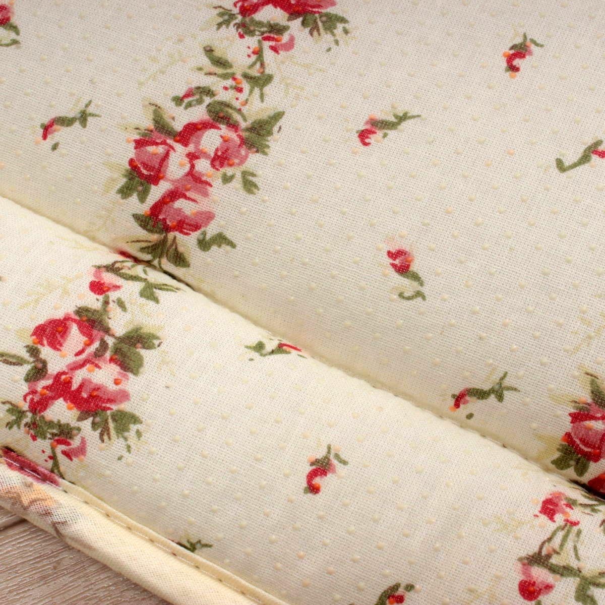 ローズ柄コットンキルトのシートクッションはすべりにくい裏地付 アミブルージュ,懐かしい,ローズ柄,シートクッション,すべりにくい