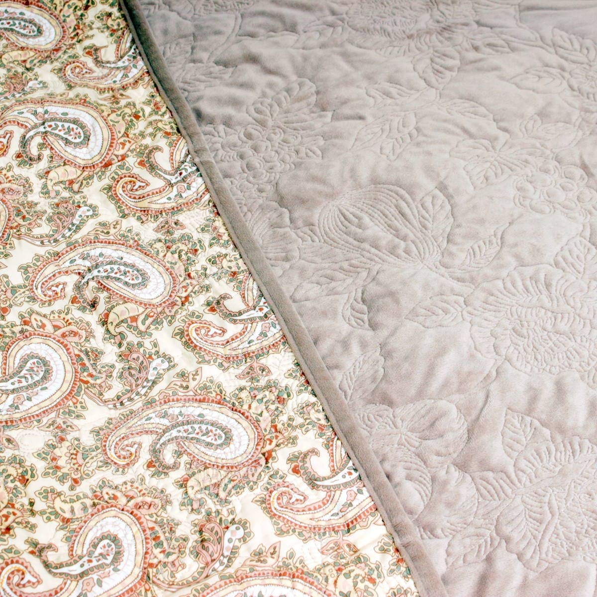 花柄マイクロファイバーキルト