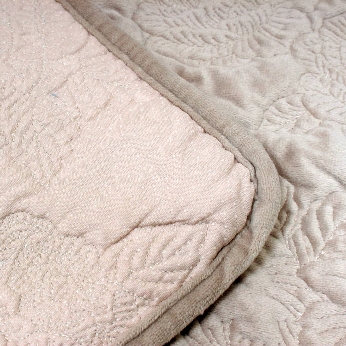 花柄マイクロファイバーキルト