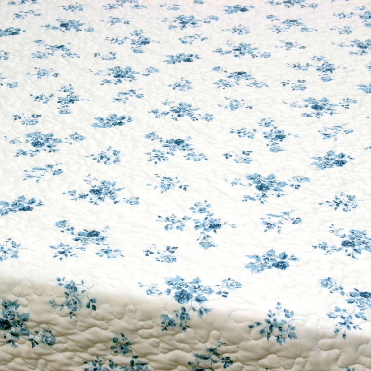 ami-brugge,接触冷感,キルティング,バラ柄,マルチカバー