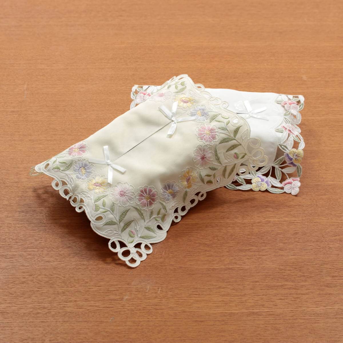 花のコード刺繍 ティッシュボックスカバー 約26×12×11cm｜インテリア 