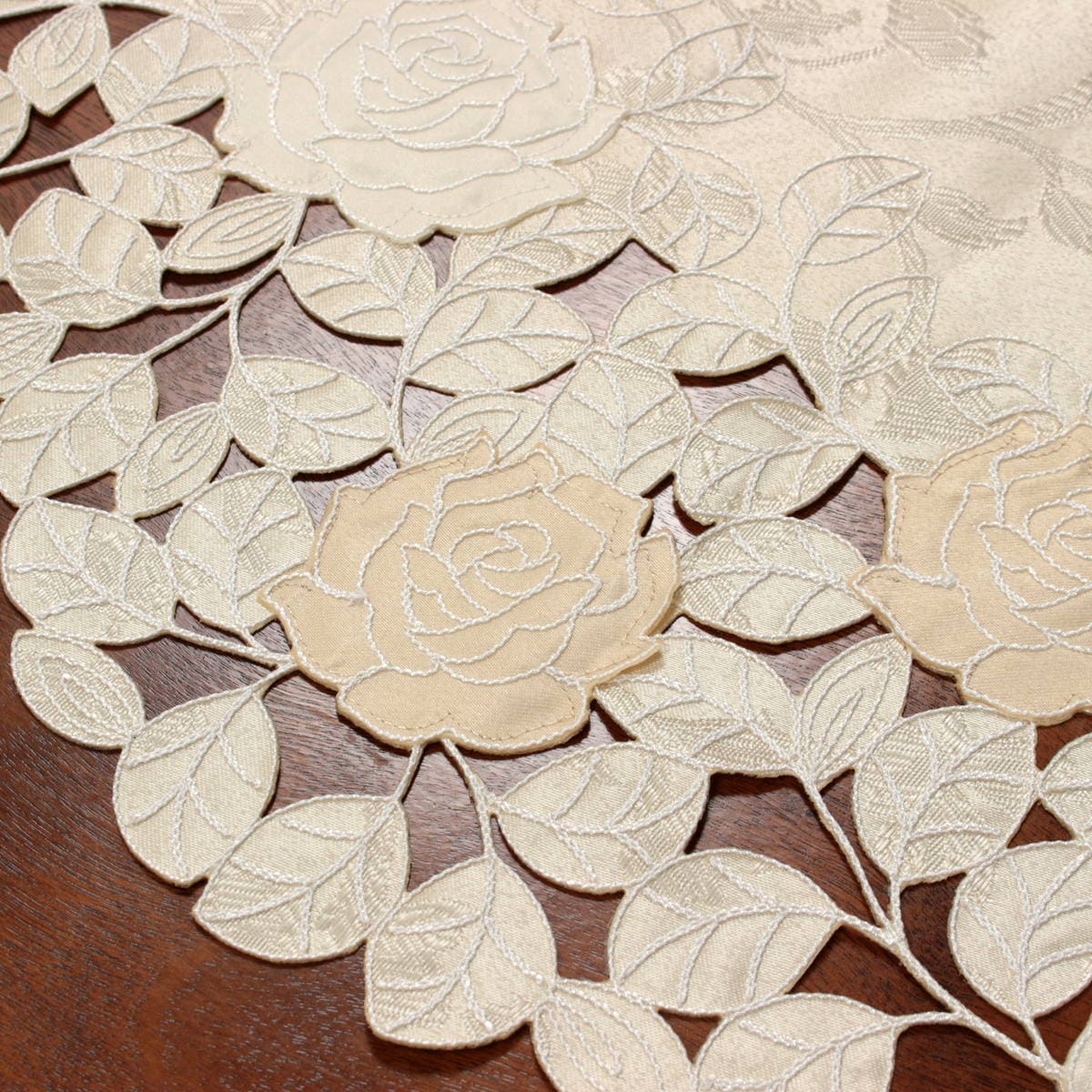 テーブルクロス バラ柄コード刺繍 約150cm [Rosa Fil]｜インテリア