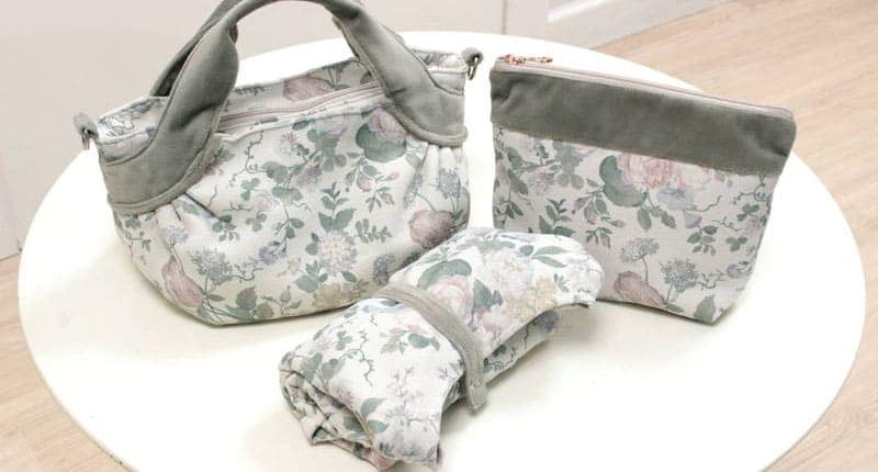 フラワープリント生地