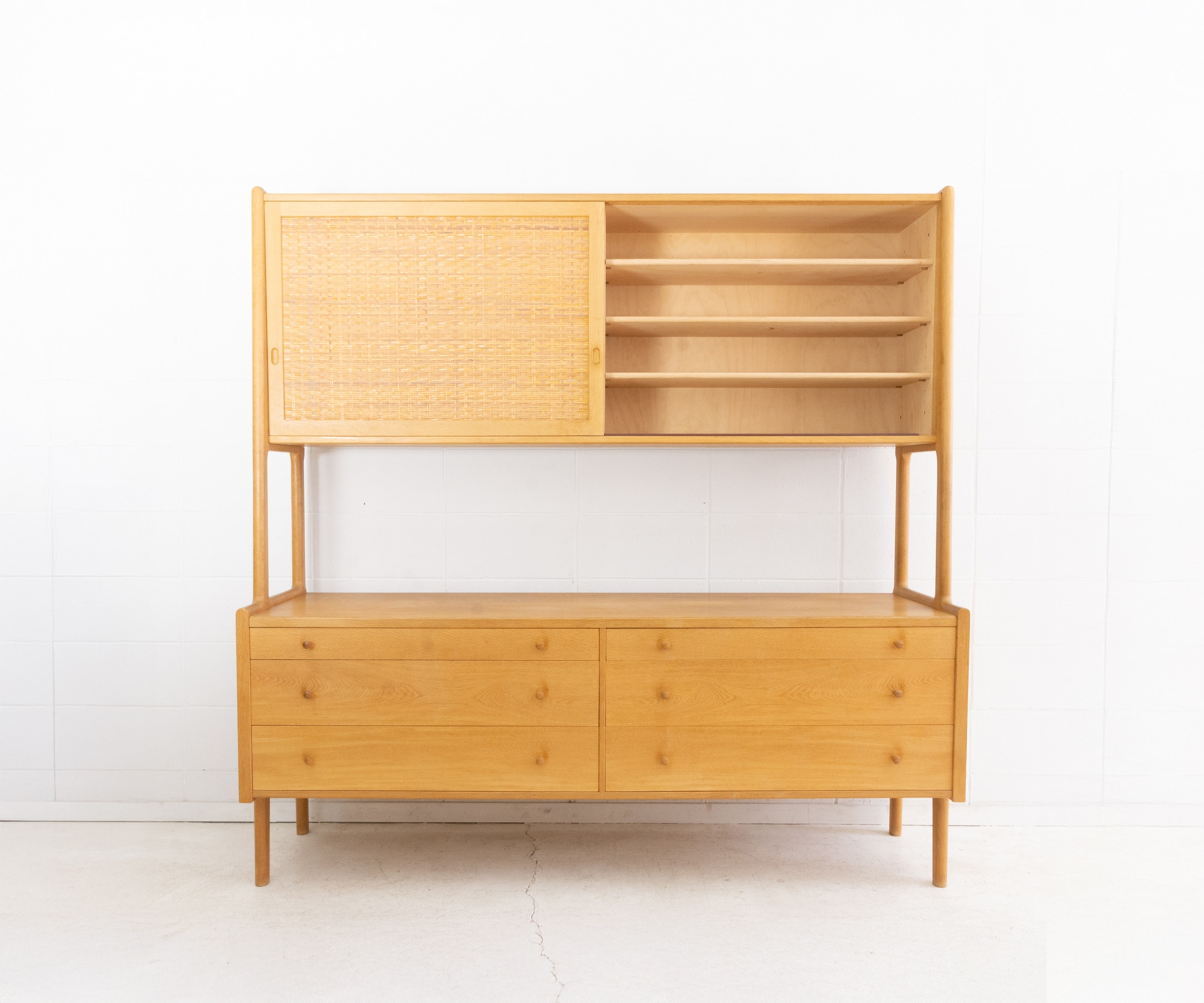 RY20 cabinet