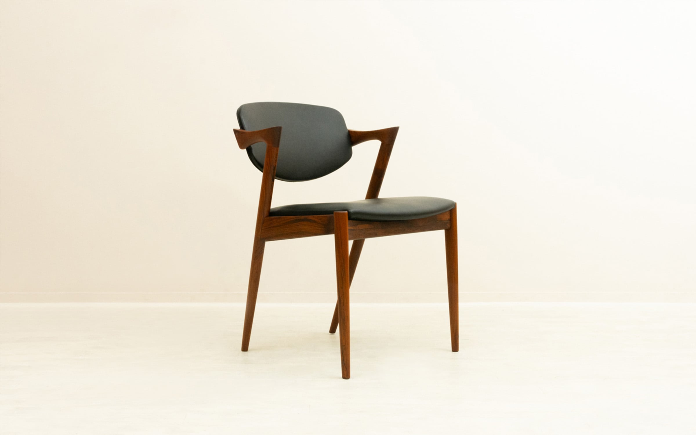 No.42 Arm Chair by Kai Kristiansen�����ֻ���