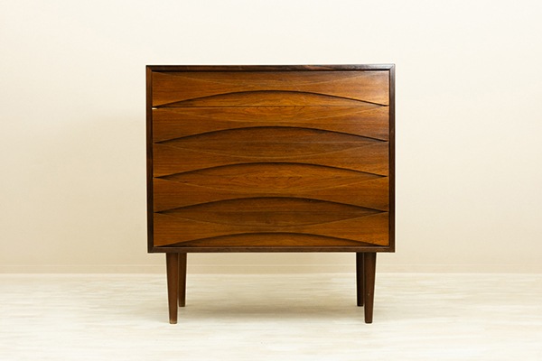 chest by arne vodder