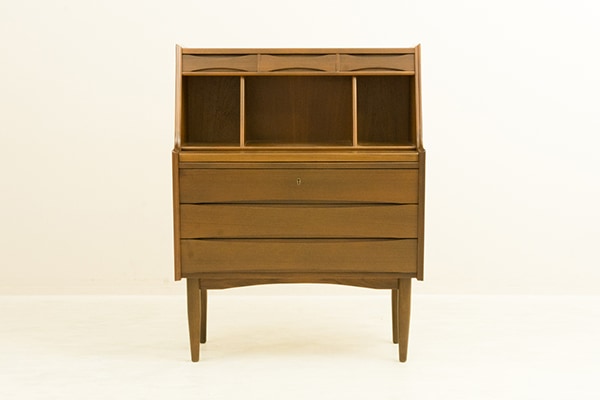 chest by arne vodder