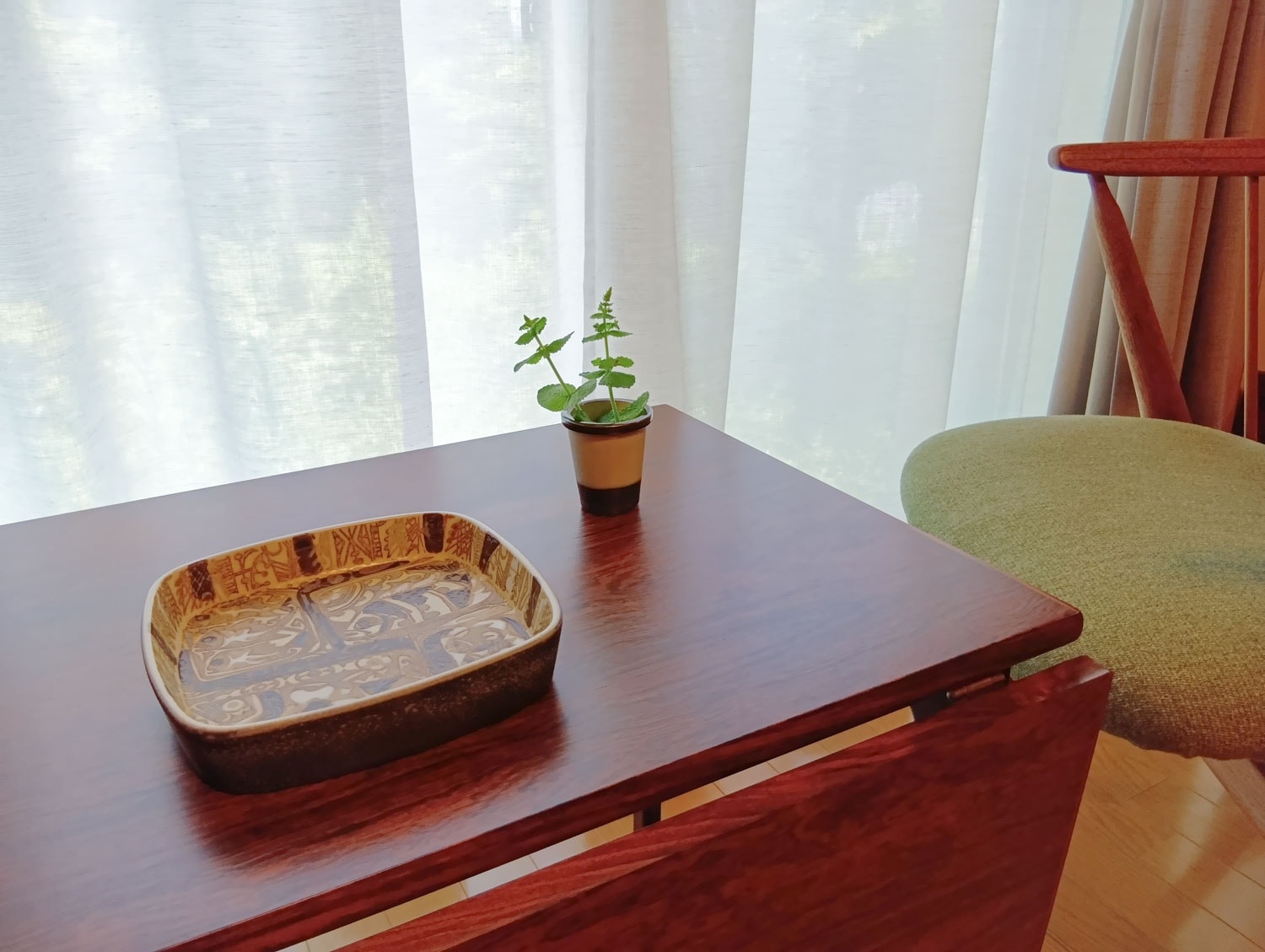 �����ҡ��ơ��֥�