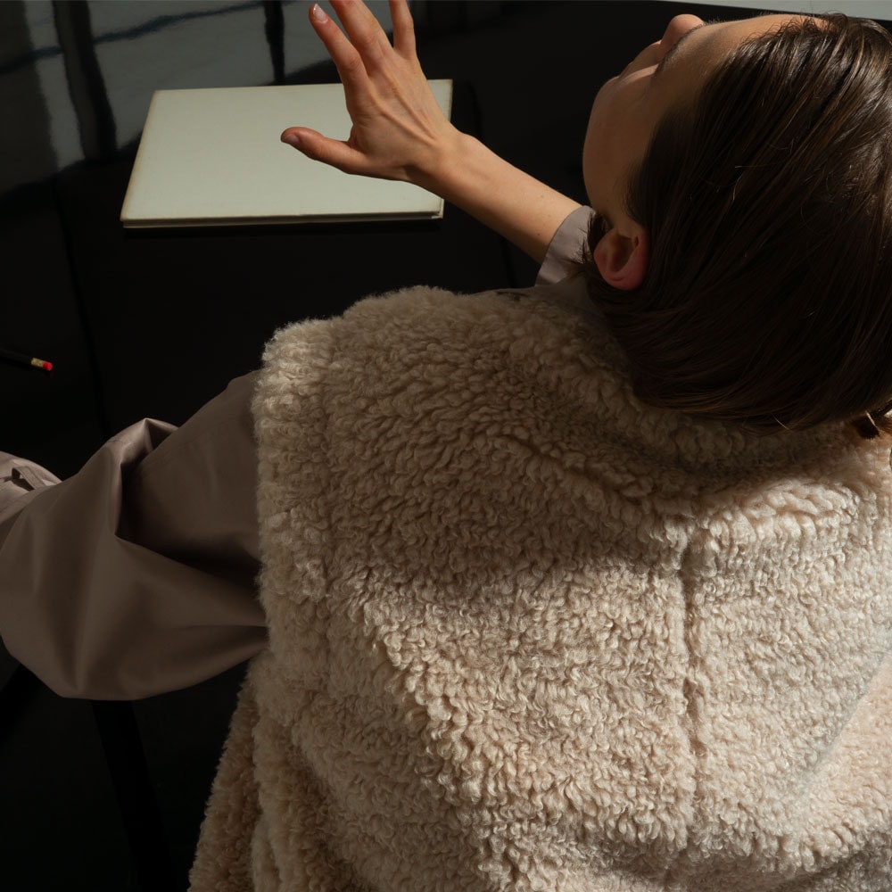 近年/クロップド ミンク ダウン ベスト ジレ 軽量◎ 毛皮 横段 ミラ