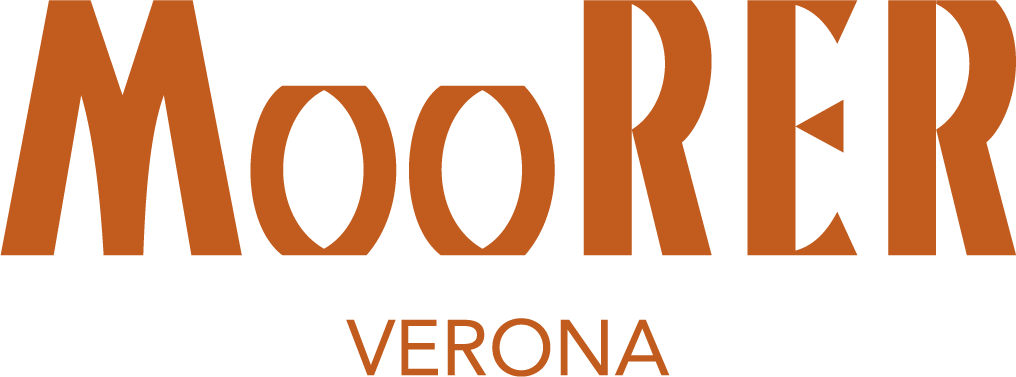 MooRER VERON ロゴ