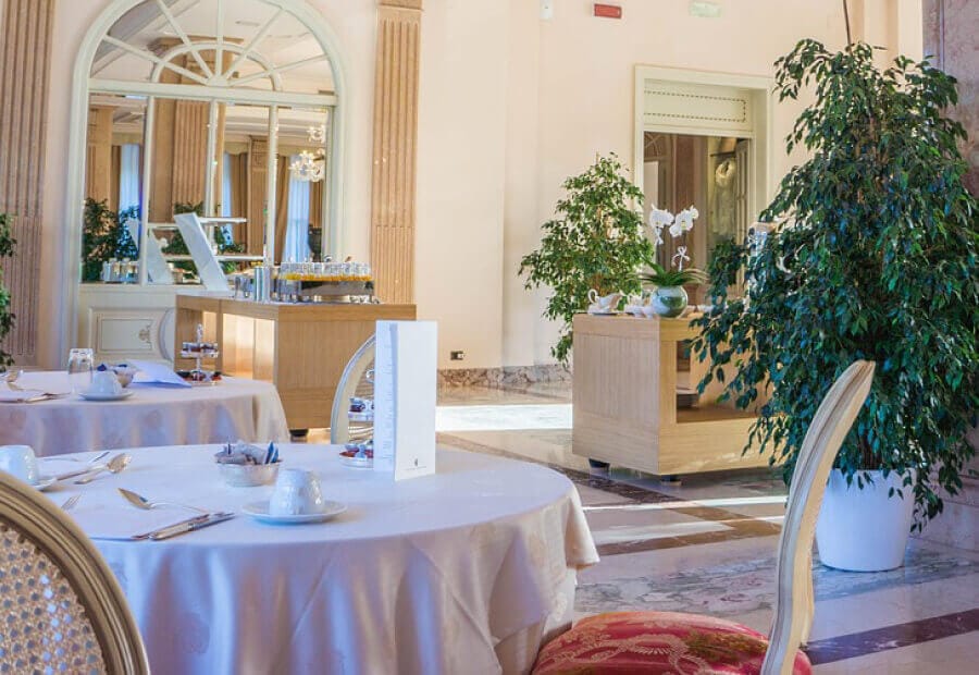 東洋佐々木ガラス パローネ ワイングラスシリーズの使用シーン