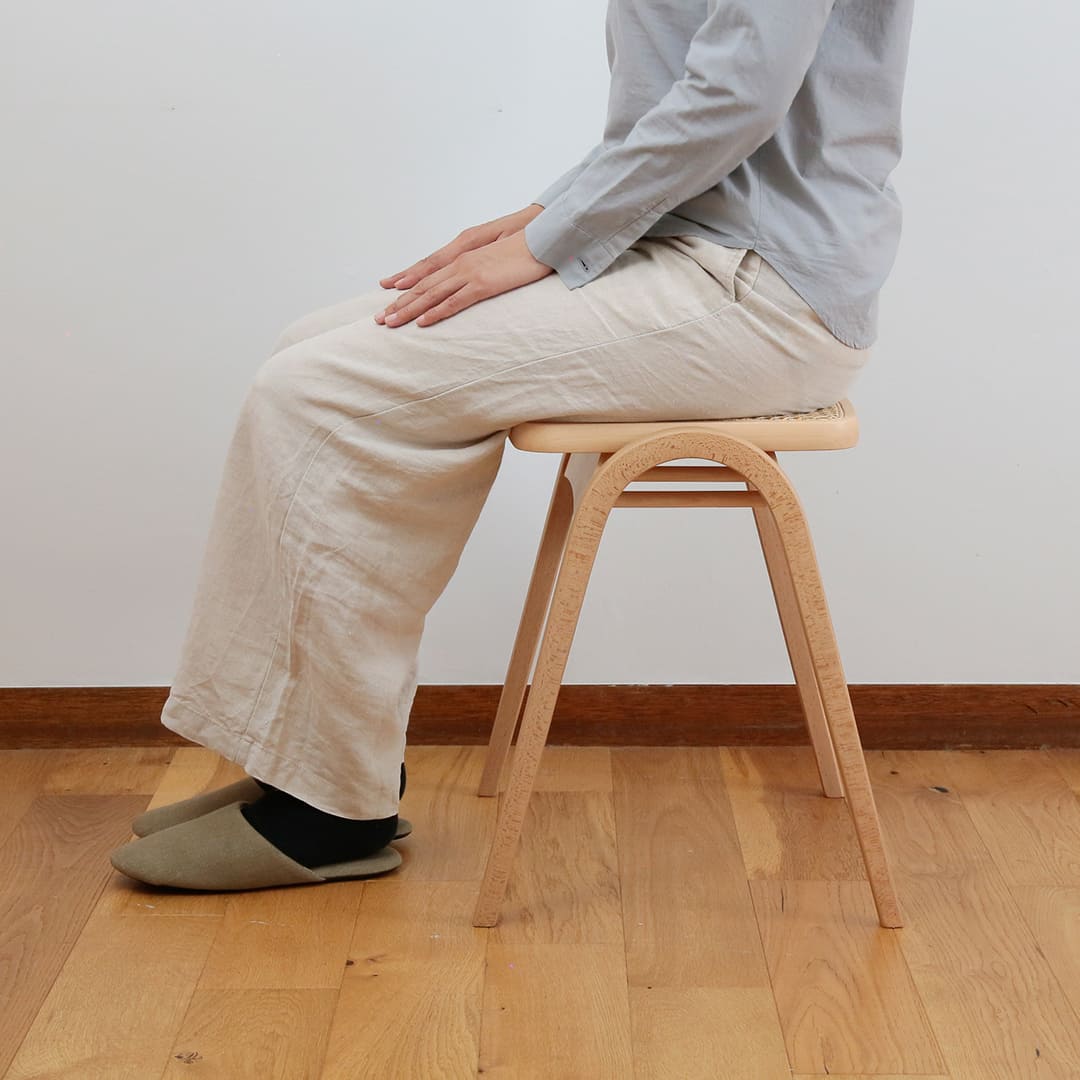 【受注生産】スツール　202-R （秋田木工）