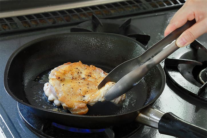 おてがる料理トング （コンテ／conte）