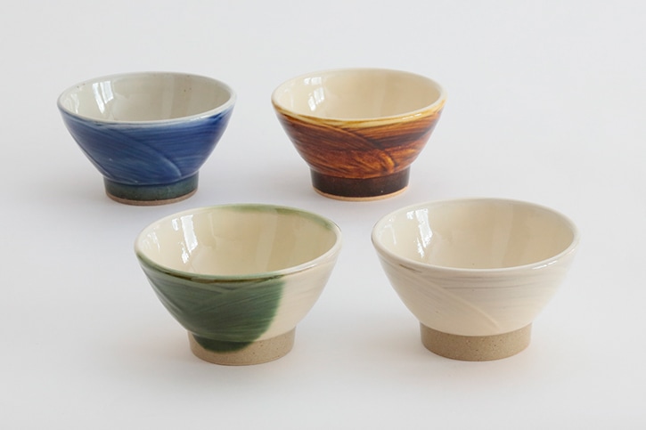 ご飯茶碗　小　牡丹刷毛目 （出西窯）