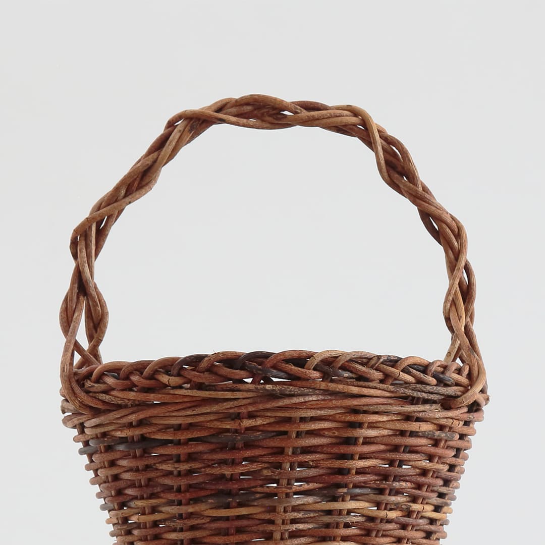 あけび　玉子入れ