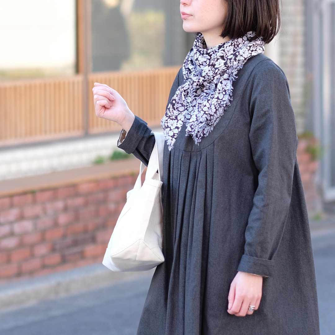 ワイルドベリーガーゼショール （オールドマンズテーラー）