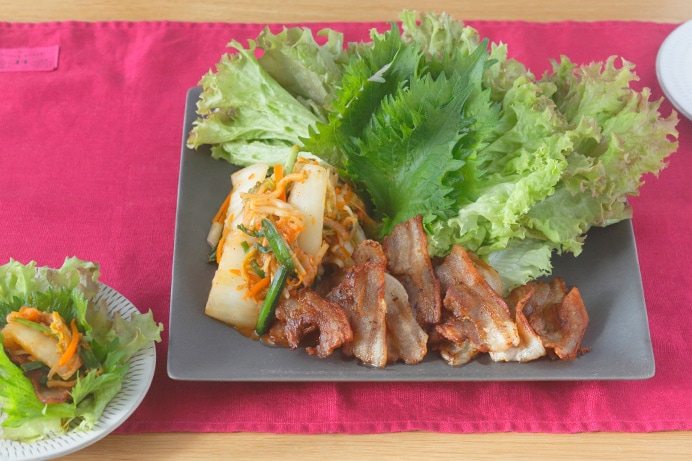 豚バラ肉と白菜キムチのレタス巻き