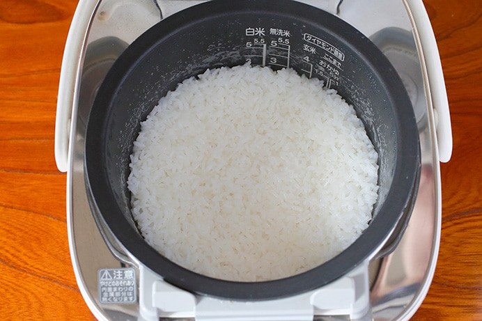 炊飯器で白米を炊く | お米の炊き方 | cotogoto コトゴト