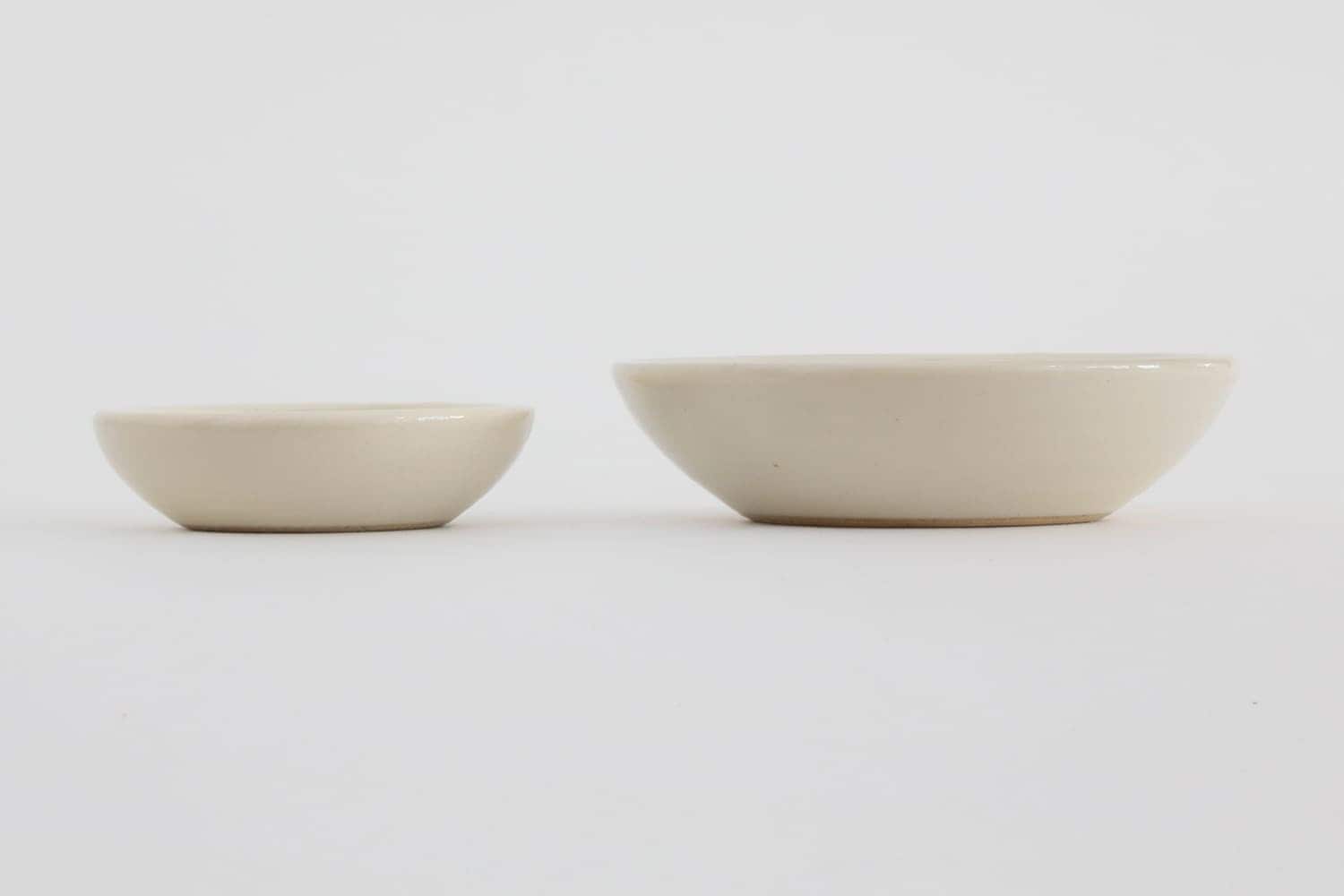 深皿（出西窯）