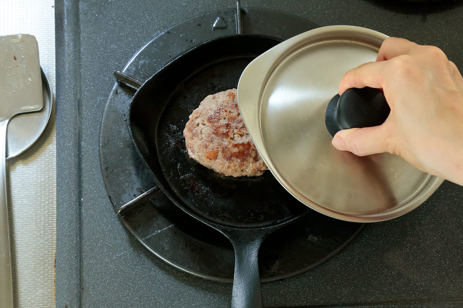 鉄器ミニパン　ステンレスふた付　（柳宗理）