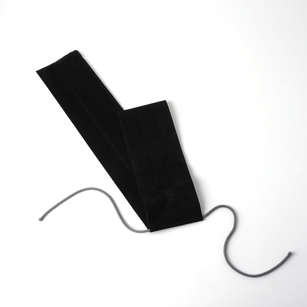 Yi �� ���塼 ���ܥˡ� �֥롼�ꥶ���ɡ�11�����ʥ��ֲ���