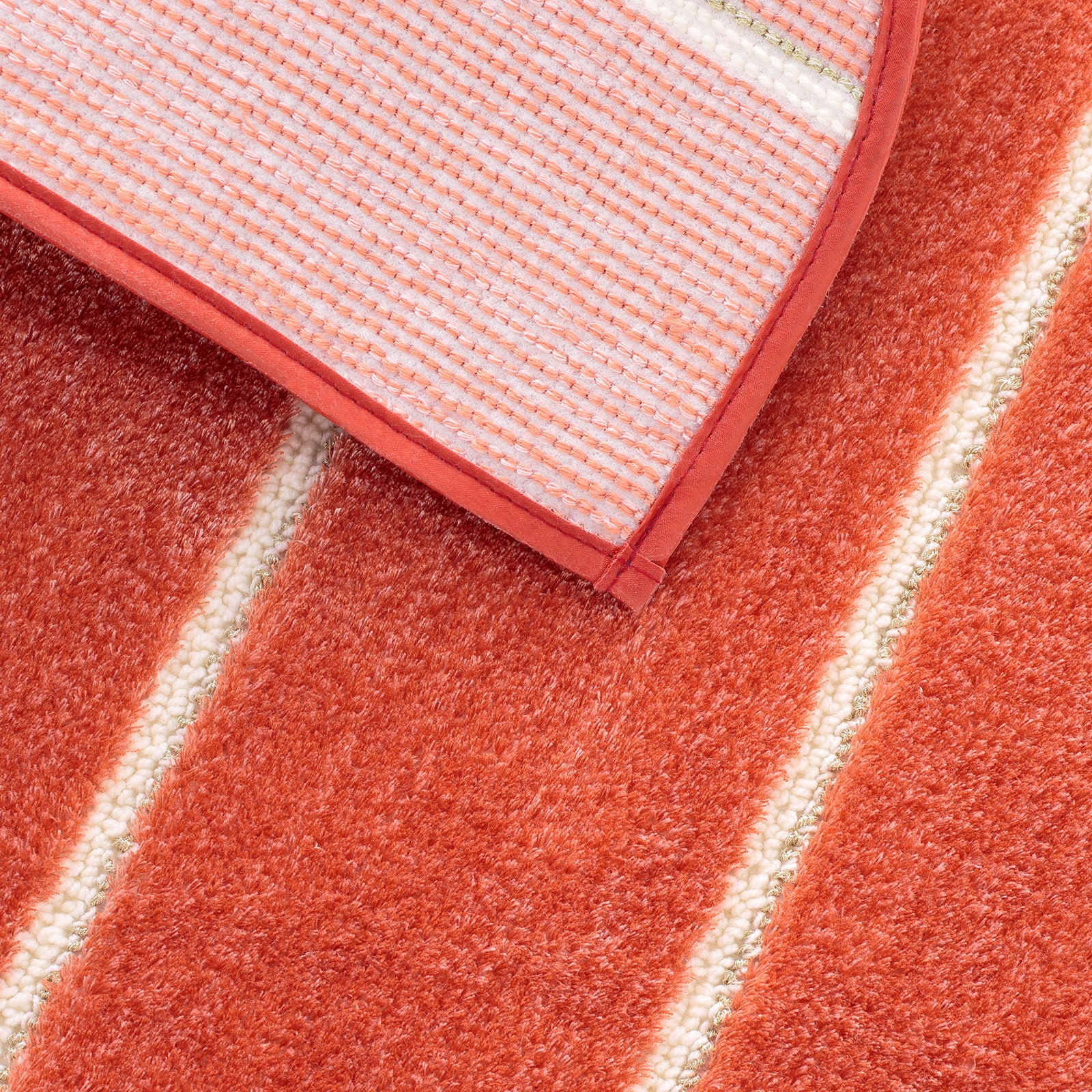 マット裏面画像