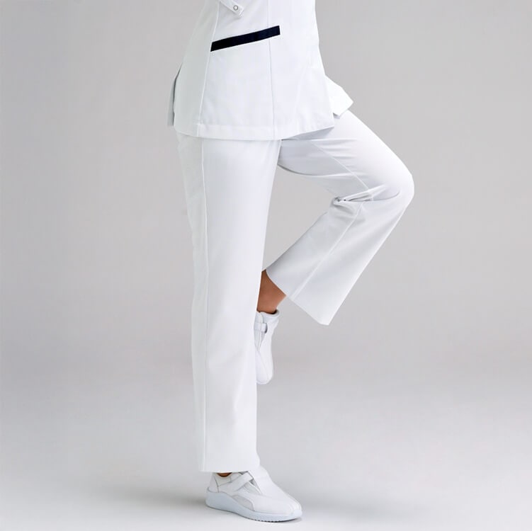 スクラブパンツ