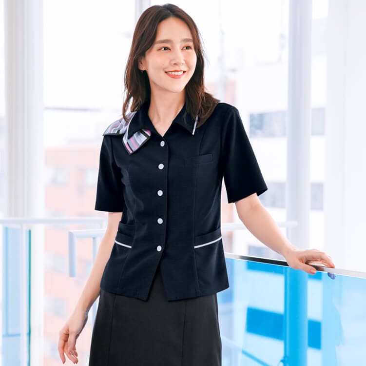 販売員制服夏服