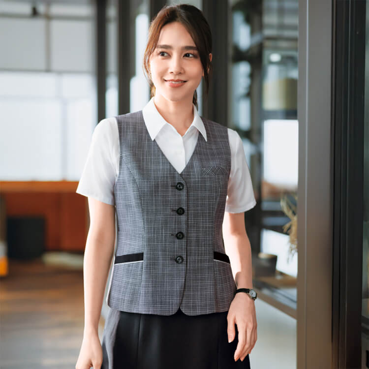 事務服夏ベスト