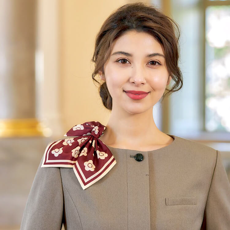 受付リボン制服