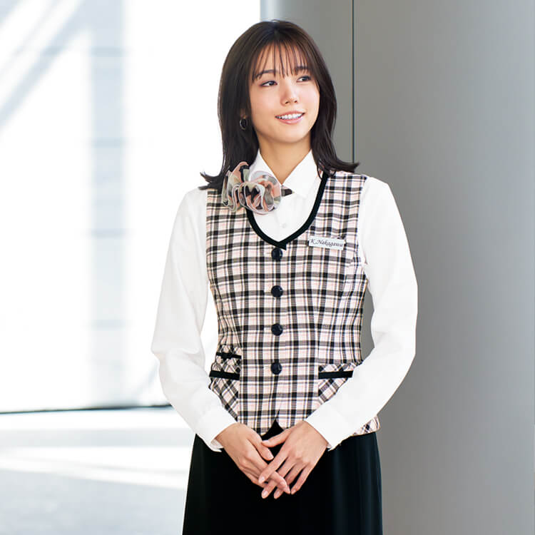 ジョア・enjoie・11660・事務服ベスト・チェック柄・ウール混オールシーズン素材・上品できれい目な受付接客ユニフォーム