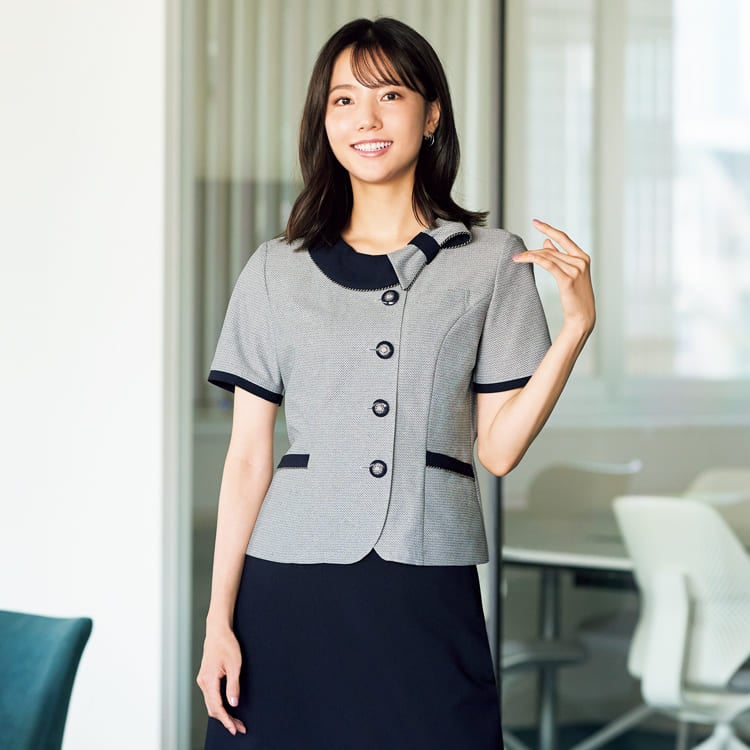 事務服 半袖オーバーブラウス 同シリーズの袖丈違い 高通気素材で涼しいおしゃれな人気の夏用オフィスウェア