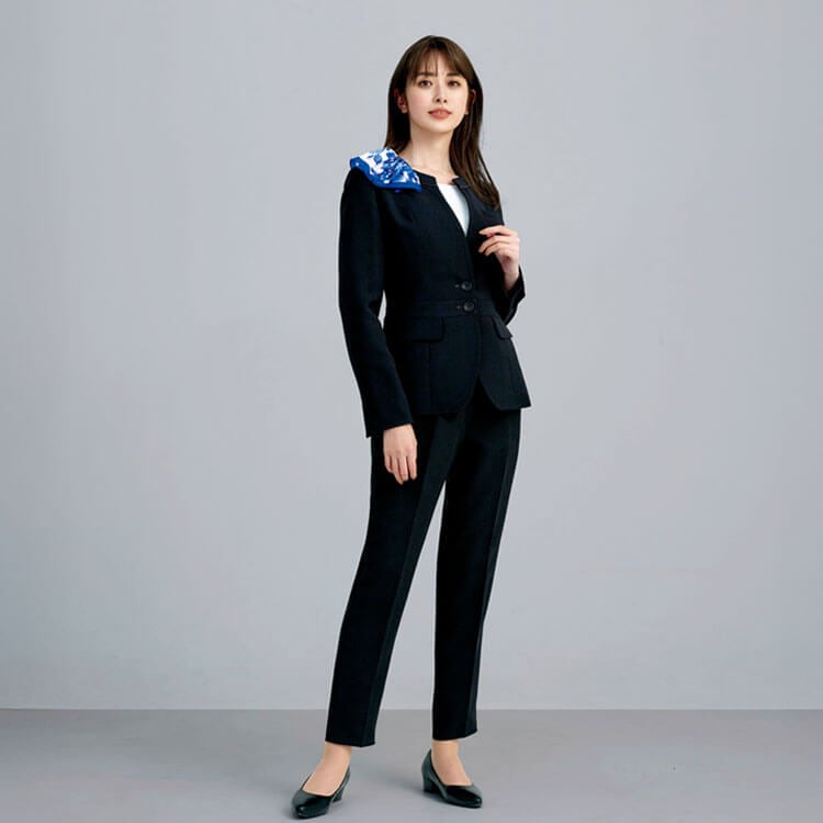 事務服パンツ・美脚効果・ストレッチ・販売接客業・レディース用ユニフォーム