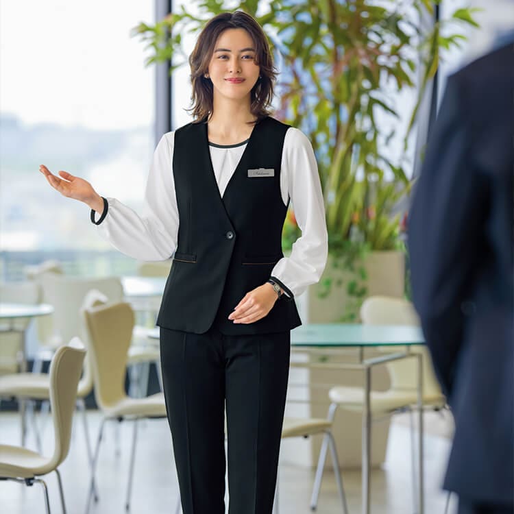 接客業向けレディースユニフォームベスト ストライプデザイン