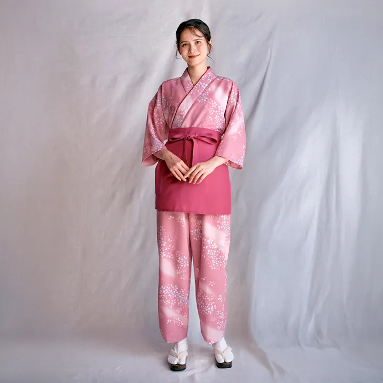 和装の美しさを表現する和風ユニフォーム 茶衣着 パンツ 割烹料理店 仲居 着物ユニフォーム