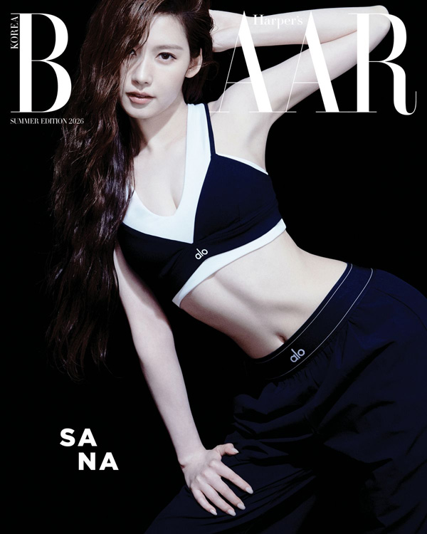 韓国女性雑誌 BAZAAR (バザー) SUMMER EDITION 2026 (TWICEのサナ表紙