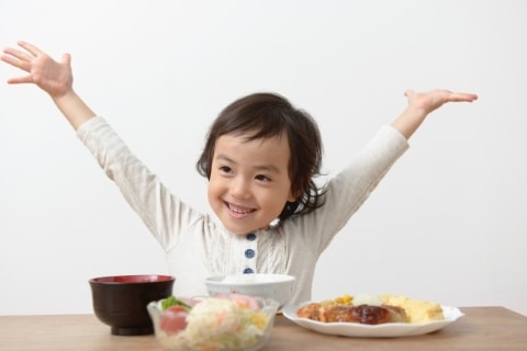 ブレンド米 子供 食卓 笑顔 家族